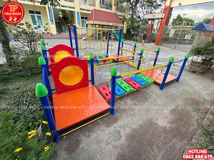 Bộ vận động thể chất đa năng ngoài trời cho bé mầm non TP7-033