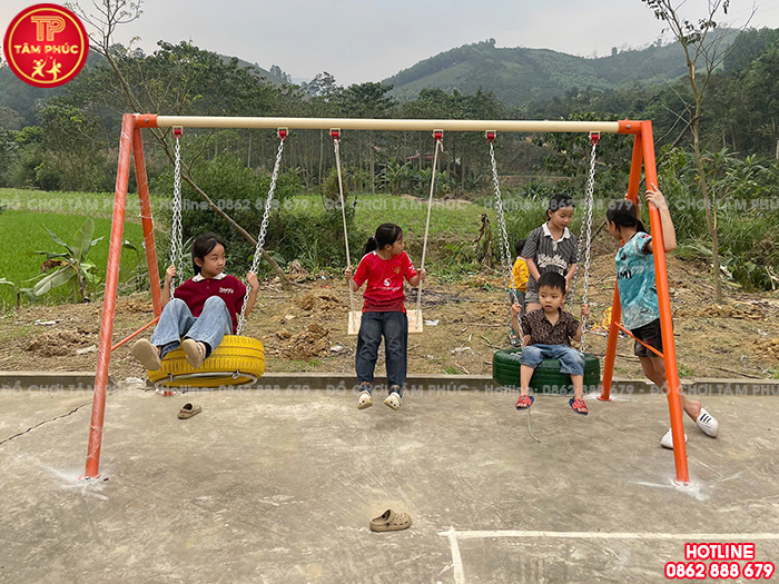Thi công lắp đặt sân chơi trẻ em tại nhà văn hoá thôn thuộc tỉnh Thái Nguyên