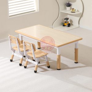 Bàn cho bé mầm non bằng nhựa hình chữ nhật nhập khẩu NK1-009