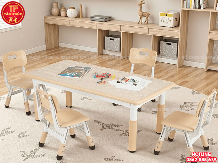 Bàn cho bé mầm non bằng nhựa hình chữ nhật nhập khẩu NK1-009