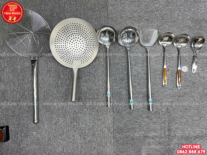 Chao to cán dài cho nhà bếp trường mầm non NT8-031