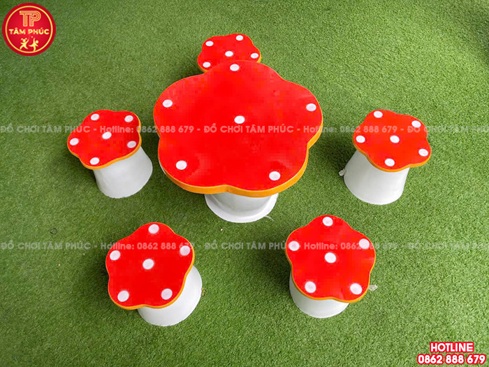 Bộ bàn ghế hình nấm cho vườn cổ tích mầm non TP8-038