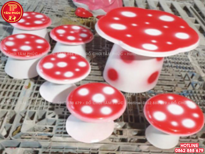 Bộ bàn ghế hình nấm cho vườn cổ tích mầm non TP8-038