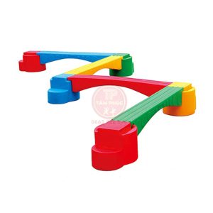 Câu thằng bằng zic zắc 4 thanh dài đế cong cho bé mầm non NK7-015
