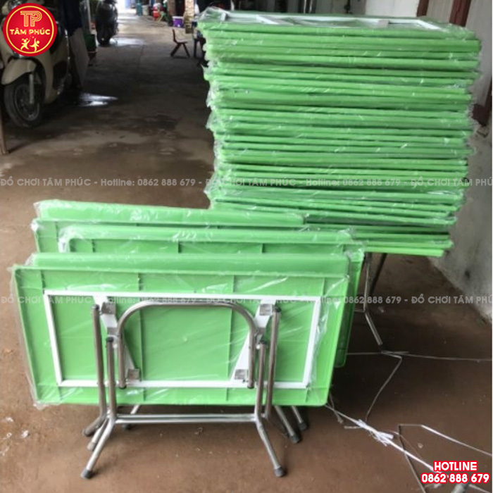 Bàn nhựa đúc mầm non chân gấp inox NT1-020
