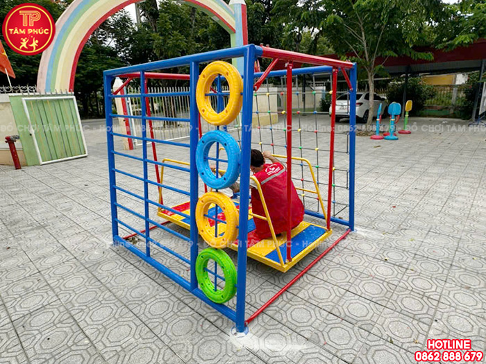 Xích đu sàn lắc đa năng kèm vách leo thang leo cho bé TP4-047