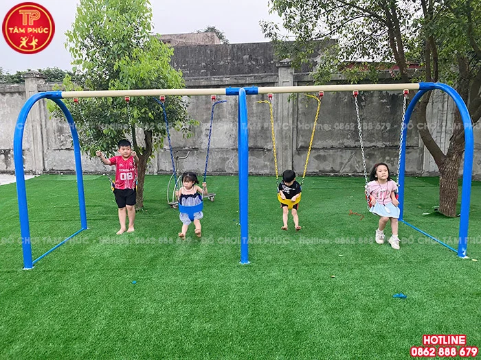 Công trình thi công lắp đặt sân chơi trẻ em ngoài trời khu tập thể tại Hải Dương