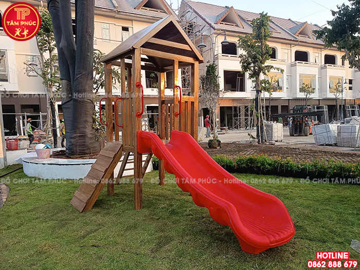 Thi công lắp đặt cầu trượt gỗ ngoài trời và thiết bị thể dục ngoài trời cho khu đô thị tại Đăk Lăk
