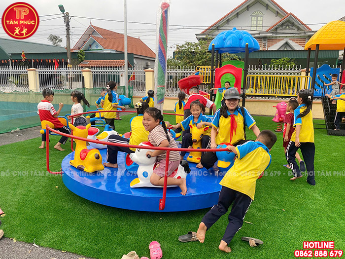 Bộ mâm quay cho bé 9 con giống
