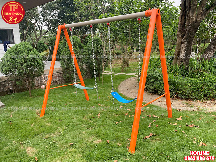Xích đu ngoài trời 2 ghế cho bé