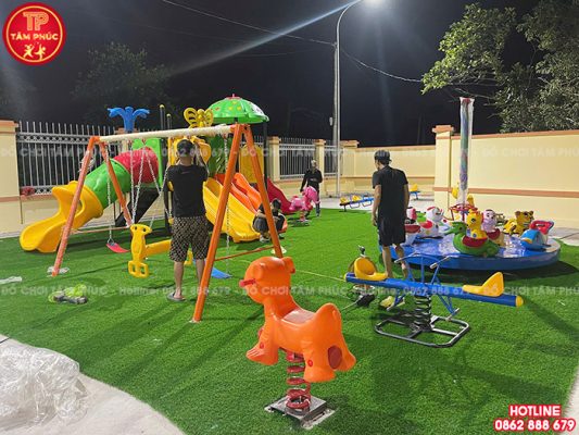 Thi công lắp đặt đồ chơi ngoài trời cho nhà văn hoá xã tại tỉnh Quảng Ninh (Điểm 2)